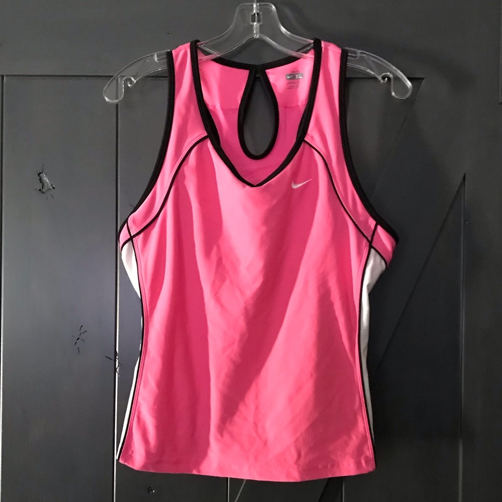 🔵2/$25 Women’s Nike Tank Top - Picture 1 of 3